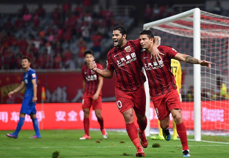 关于上港力克对手，继续追逐中超夺冠梦想的信息