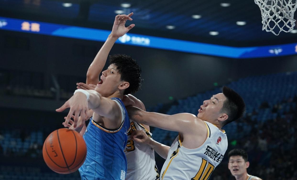 开云体育app-深圳队遭遇三连败，面临着不小的挑战的简单介绍