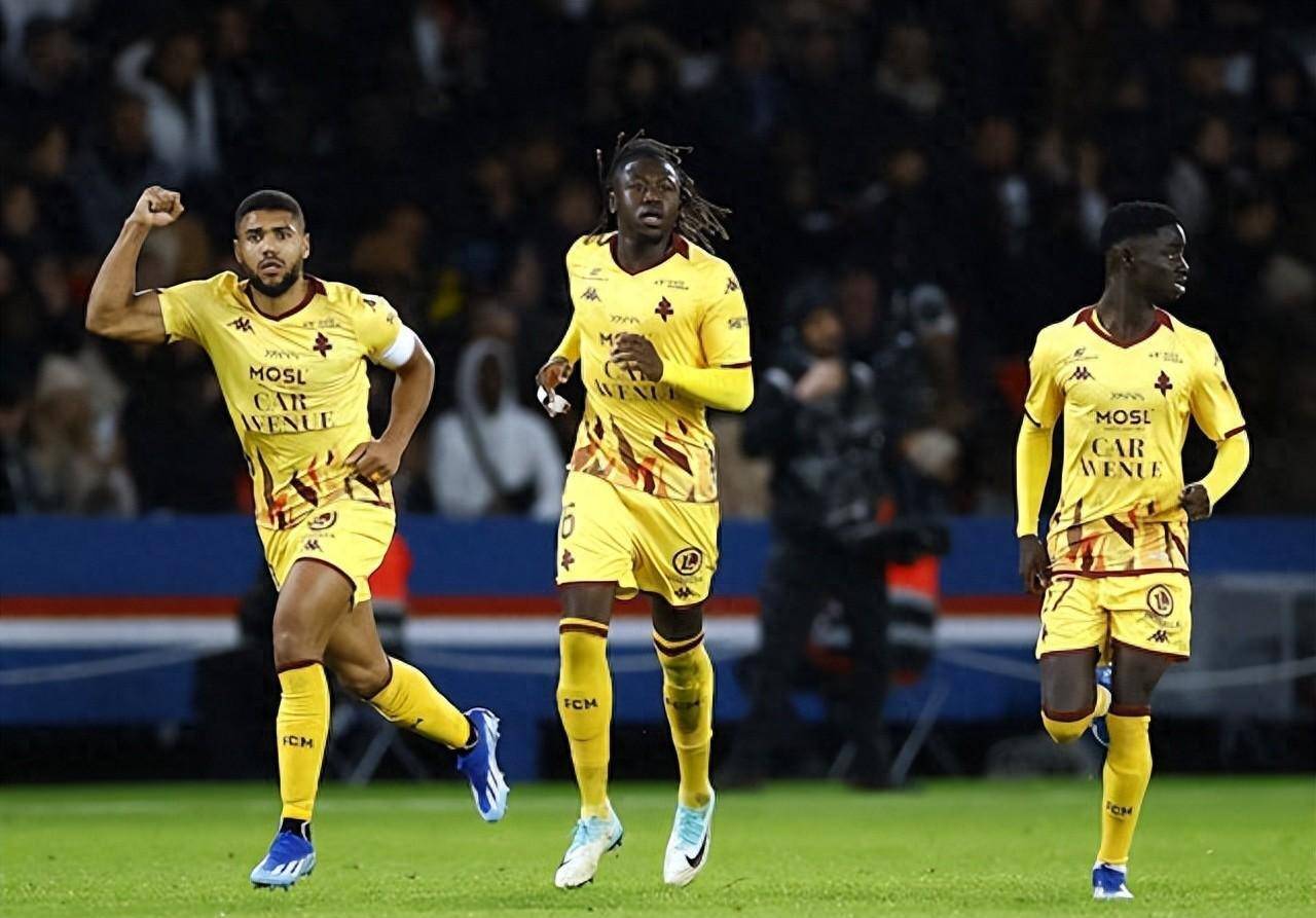 梅斯客场不敌斯特拉斯堡，失去胜机