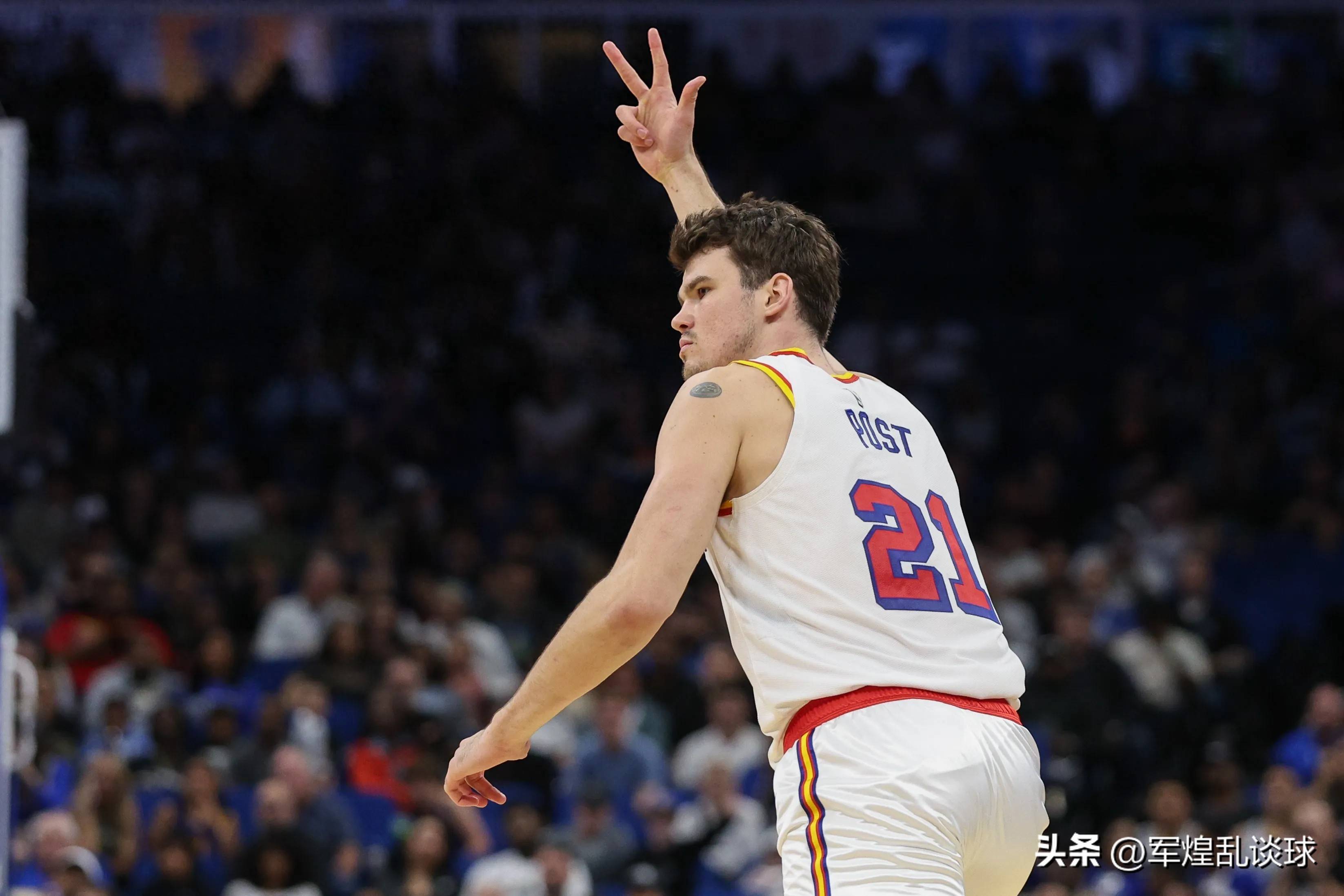 开云体育链接-新秀球员表现亮眼，成为比赛中的亮点