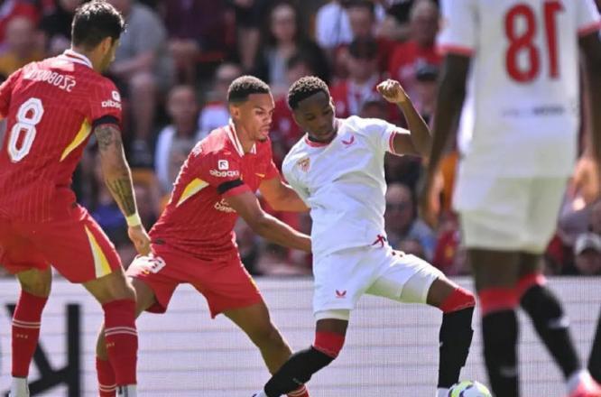 开云体育下载-克罗托内客场奏凯，稳定保持积分上升