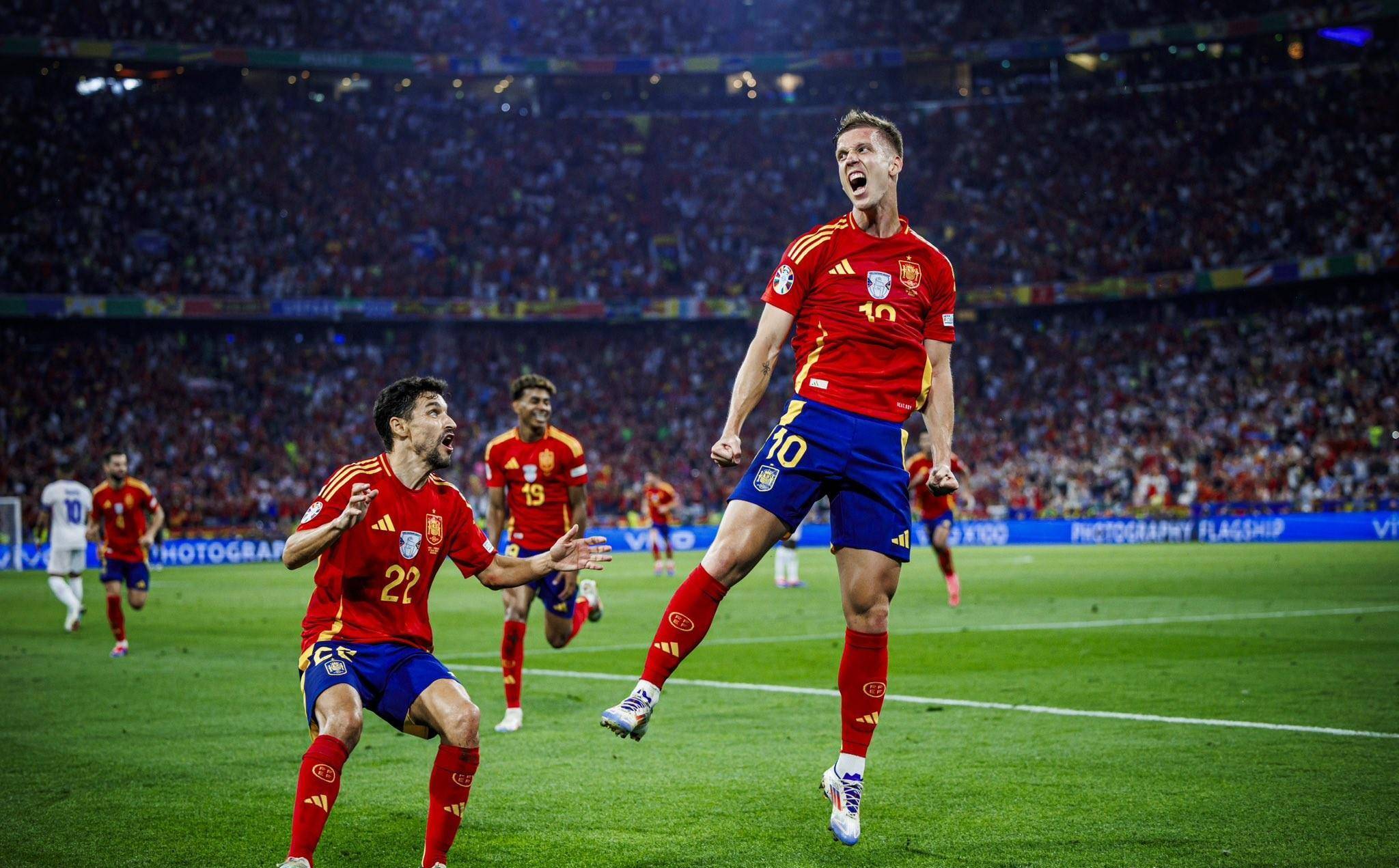 开云体育中国官网-包含西班牙篮球队成为体坛焦点，备战全球赛事的词条