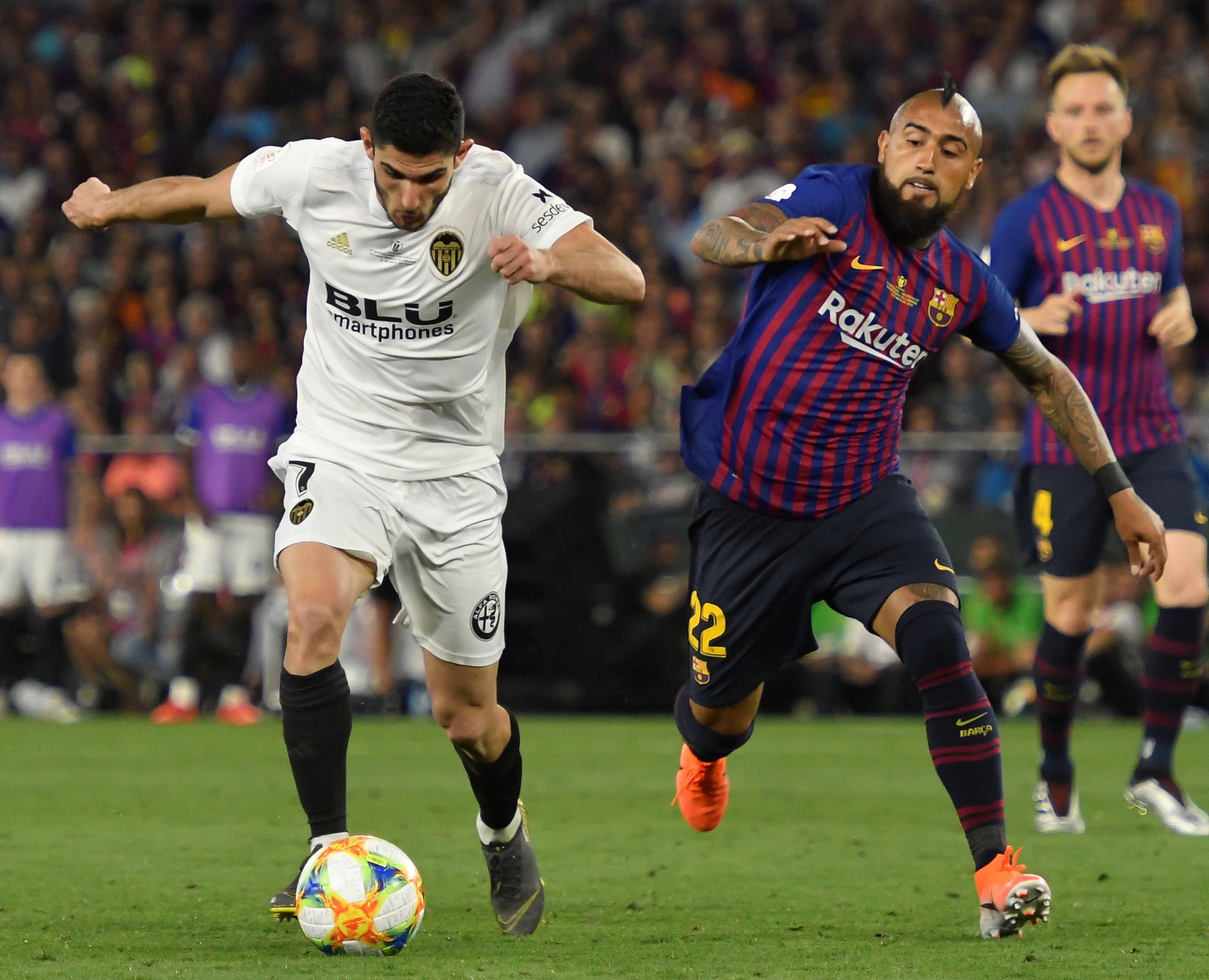 开云体育网页版-足球联赛中的风云变幻引发热议