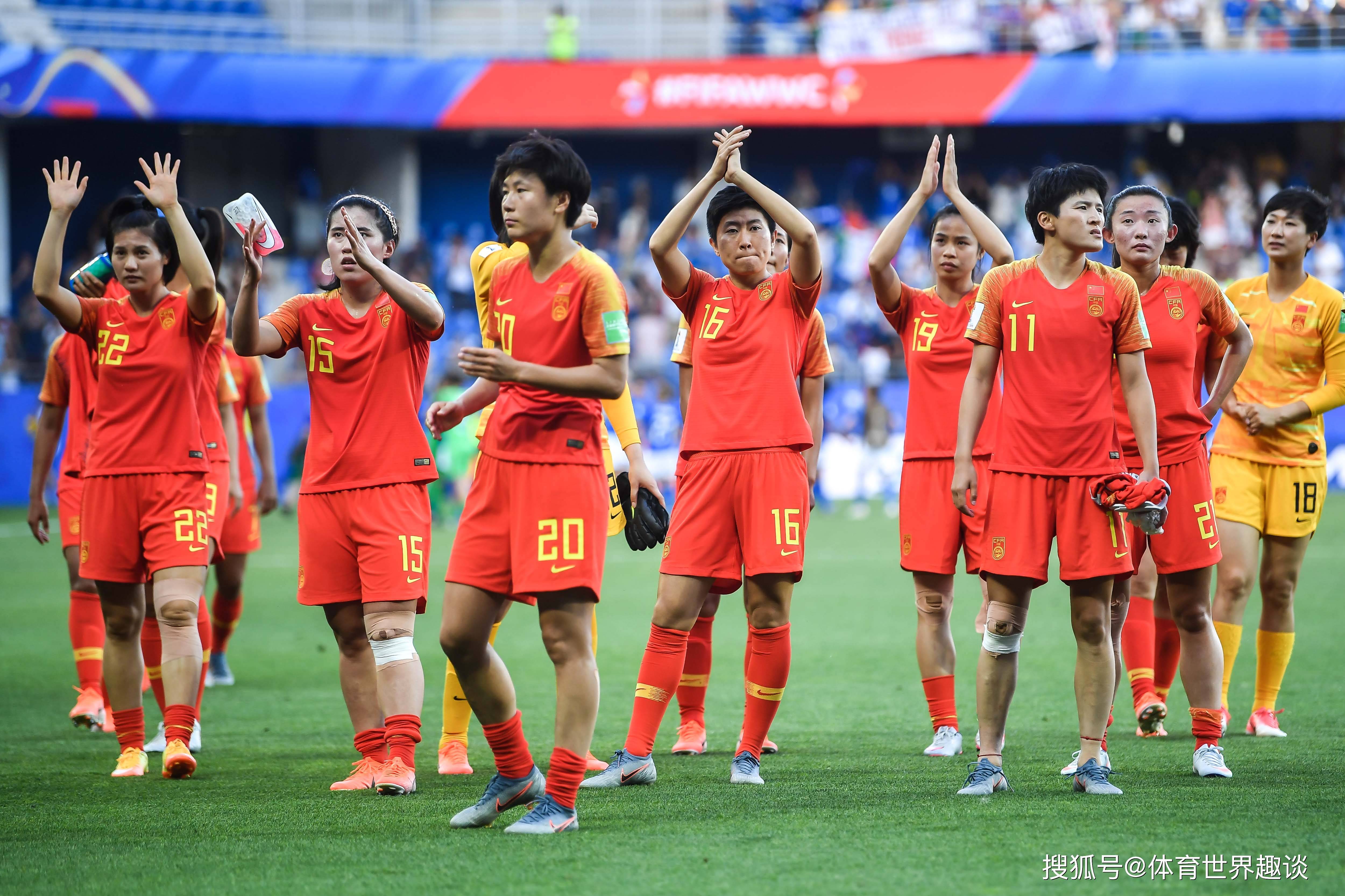 中国女足在比赛中表现稳定，获胜