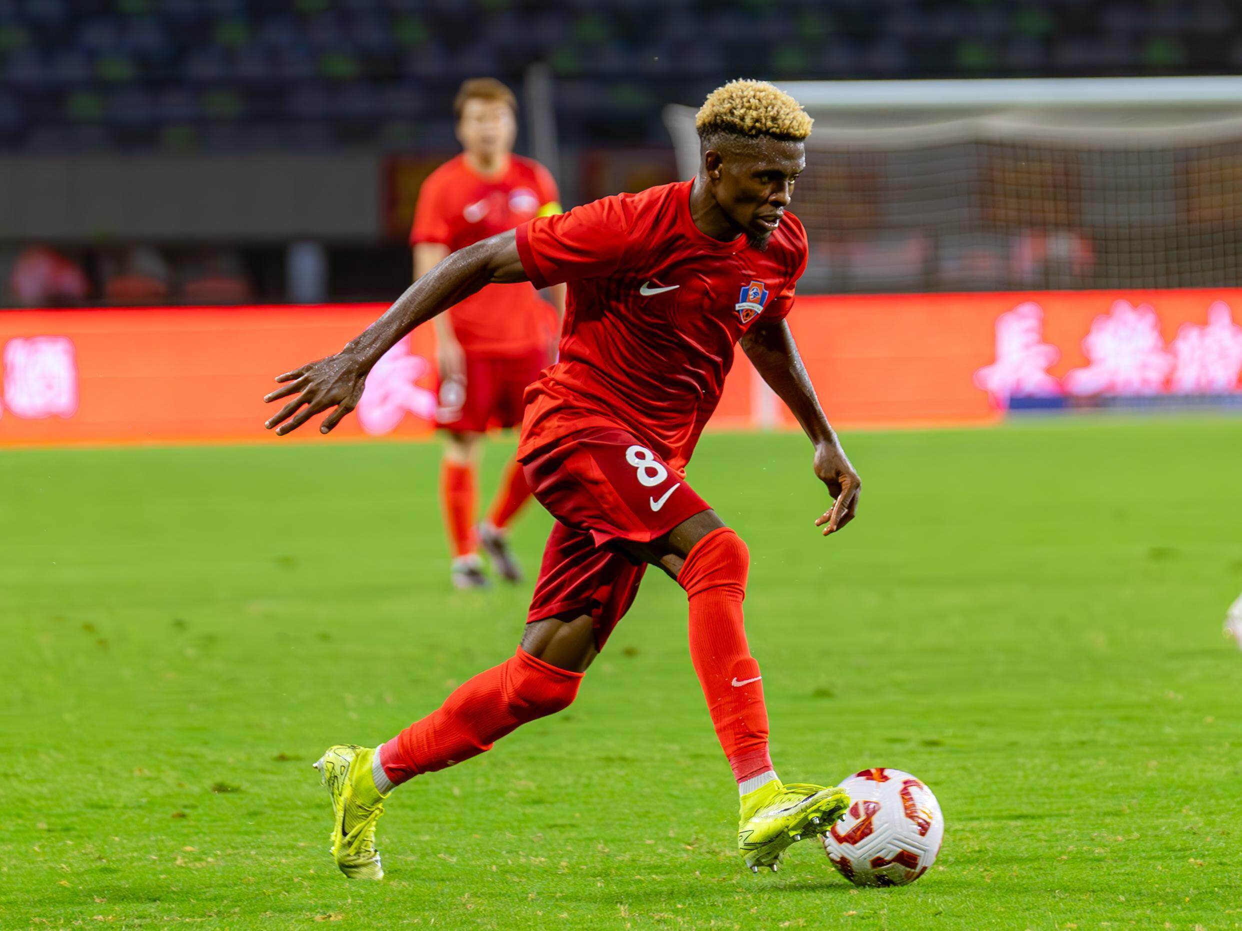 开云体育官网-客队在比赛中展现出了惊人的攻击力