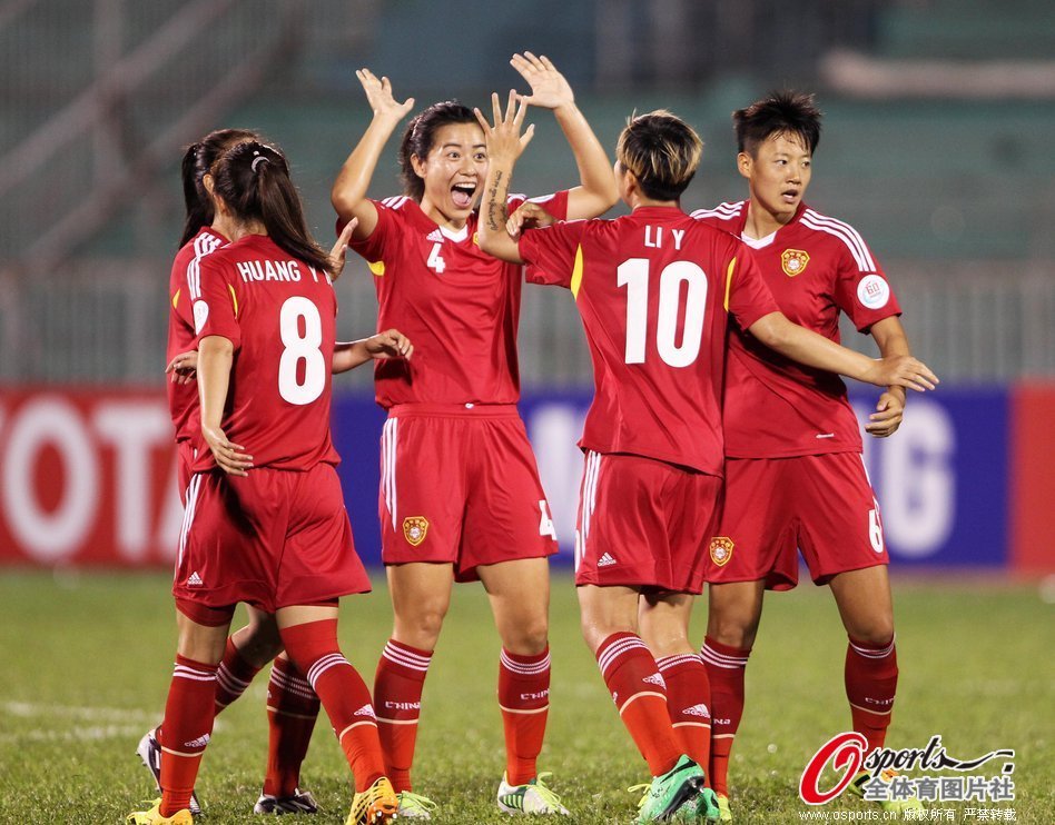 亚洲杯女足比赛：中国队晋级八强