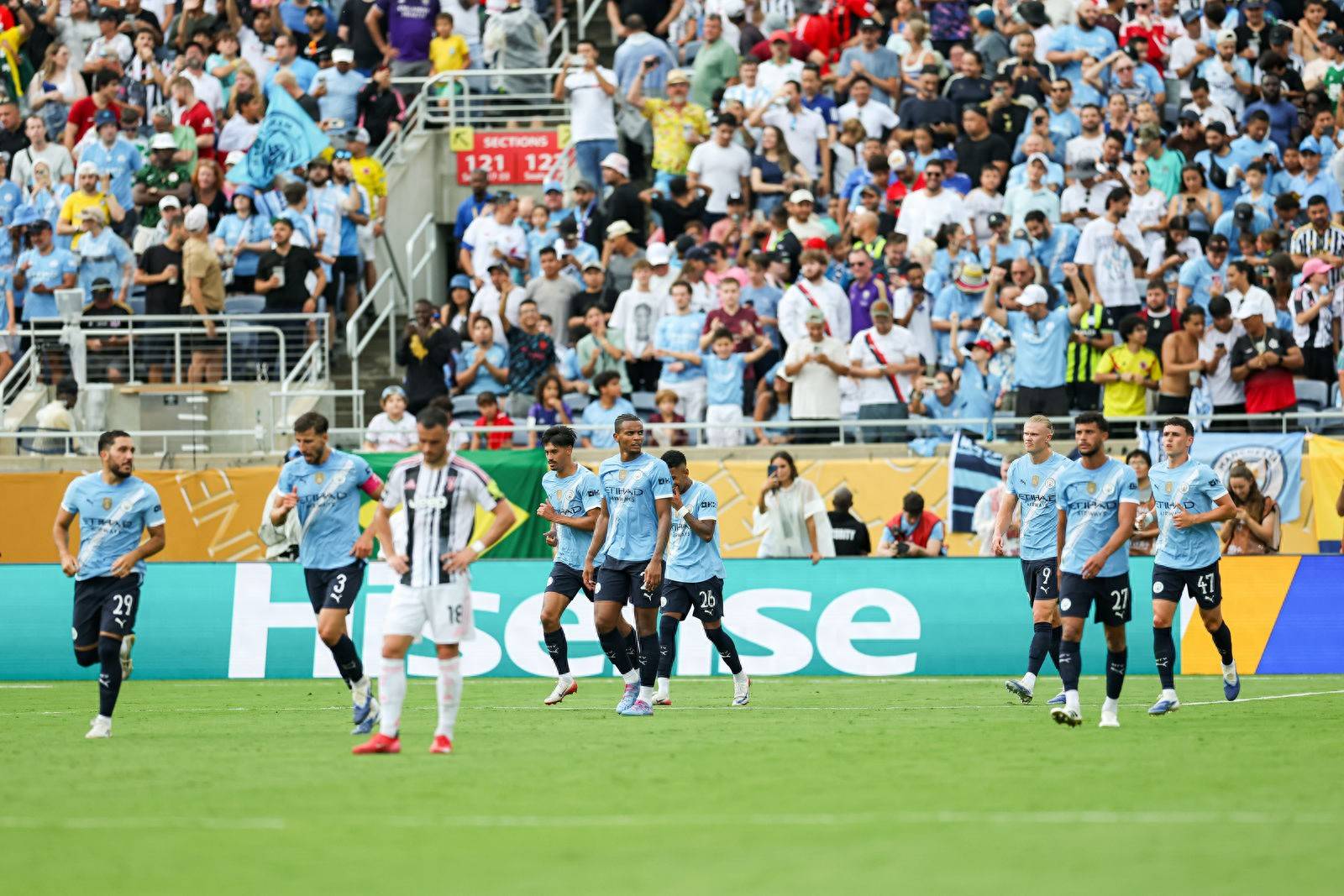 曼城意图夺冠：全队备战士气高昂的简单介绍