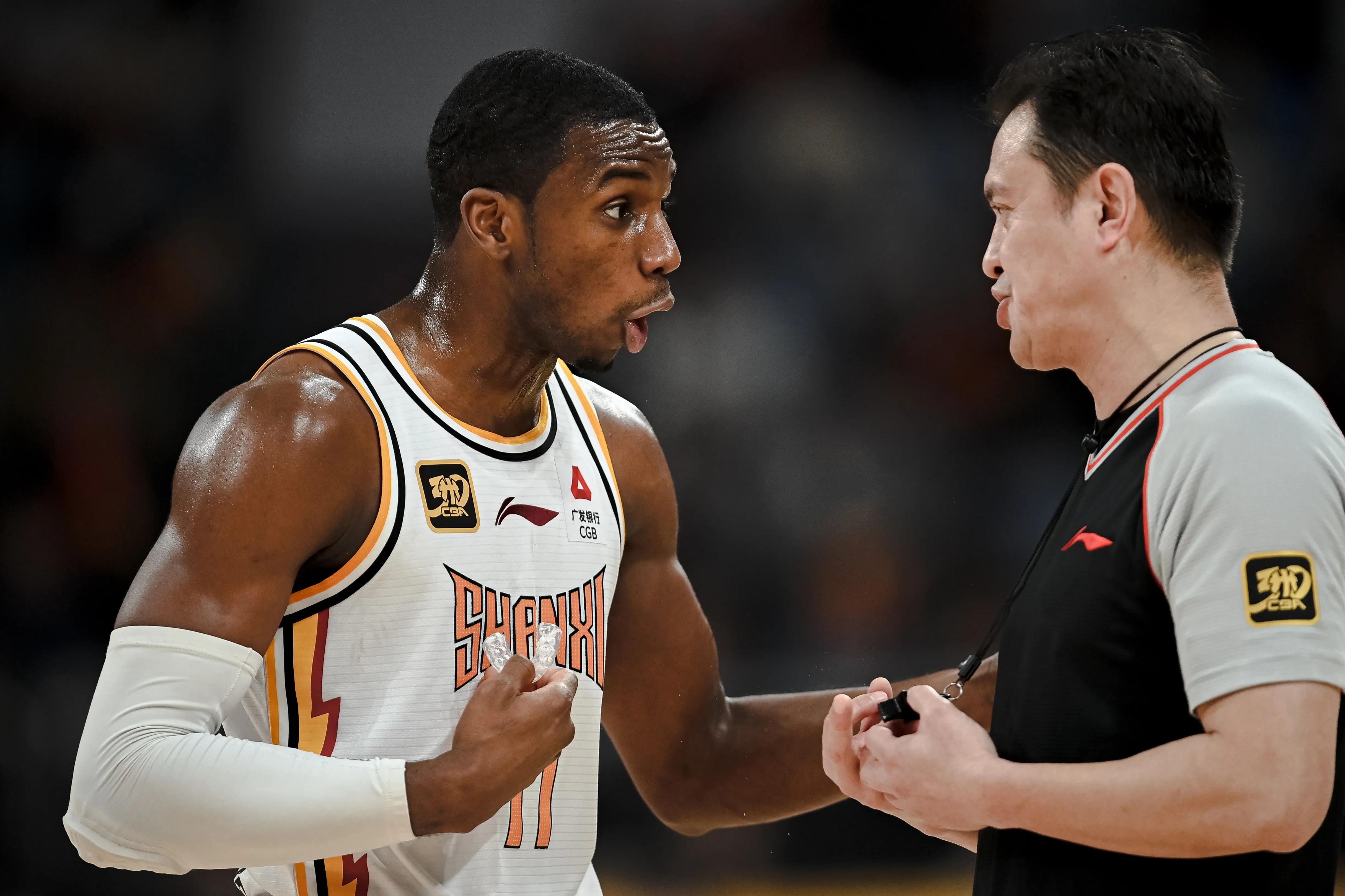 北京队在主场击败了山西男篮