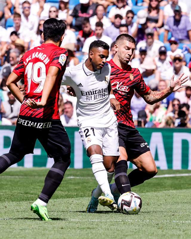 开云体育入口-马洛卡险胜逆转，神奇表现赢得观众喝彩的简单介绍