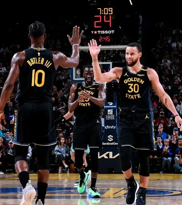 勇士击败黄蜂继续保持不败