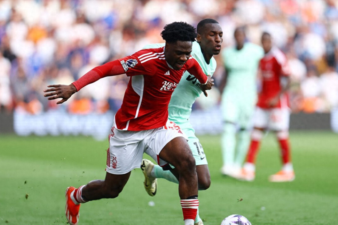 开云体育中国官网-关于斯洛文尼亚代表勇往直前，刷新记录赢得掌声的信息